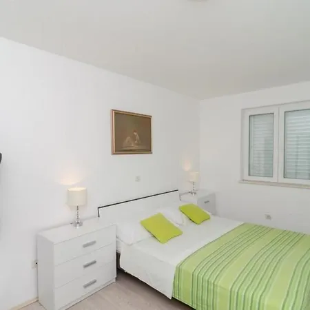 Apartman Moon- Two Bedroom With Terrace And Sea View *